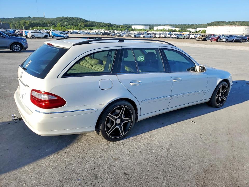 67852686 :رقم المزاد ، WDBUH82J24X162044 vin ، 2004 Mercedes-benz E مزاد بيع