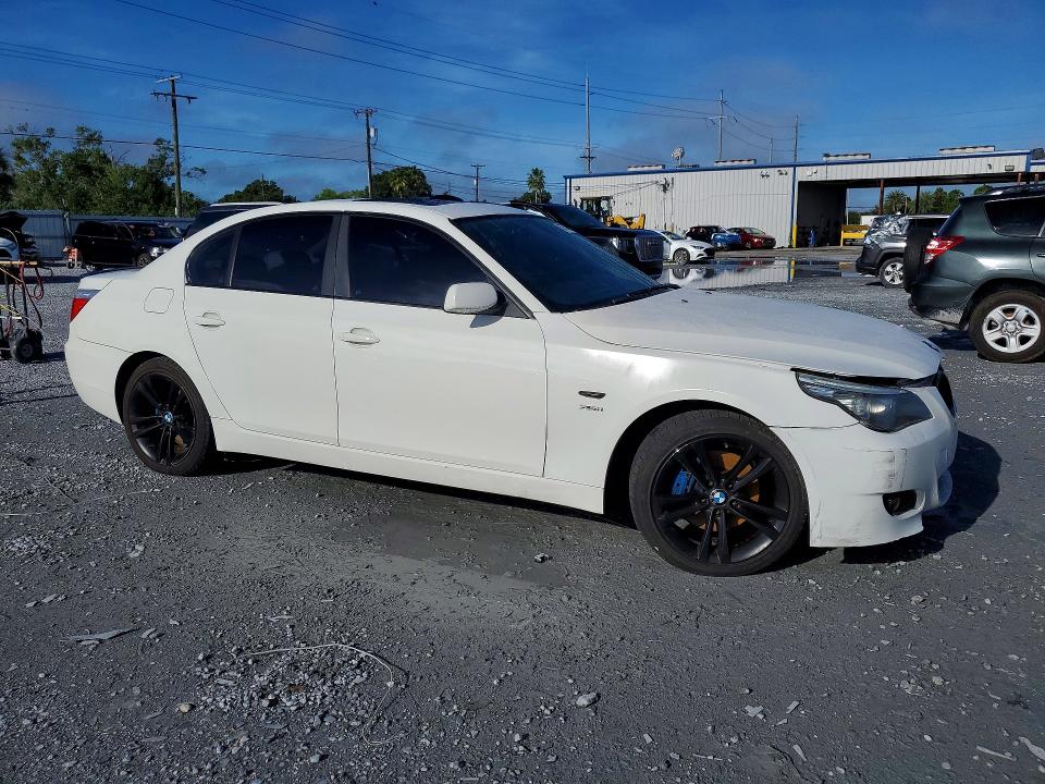 67237856 :رقم المزاد ، WBANV1C50AC156847 vin ، 2010 Bmw 528 مزاد بيع