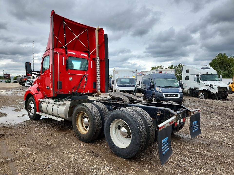 Продажа на аукционе авто 2019 Kenworth T680, vin: 1XKYDP9X1KJ233144, номер лота: 69930496