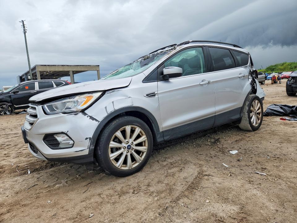 2019 Ford Escape მანქანა იყიდება აუქციონზე, vin: 1FMCU9HD0KUA57254, აუქციონის ნომერი: 67854196