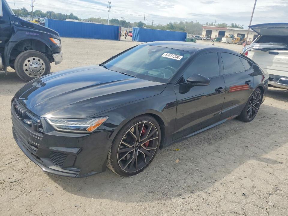 69451336 :رقم المزاد ، WAUSFBF2XMN046615 vin ، 2021 Audi S7 مزاد بيع