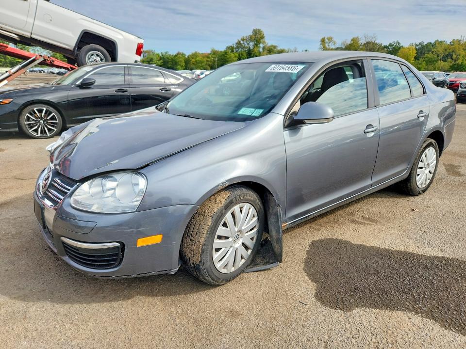 69164586 :رقم المزاد ، 3VWJZ7AJ0AM024479 vin ، 2010 Volkswagen Jetta مزاد بيع