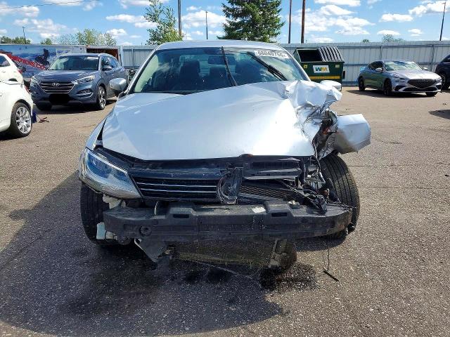 68040756 :رقم المزاد ، 3VWD17AJ2EM223429 vin ، 2014 Volkswagen Jetta مزاد بيع