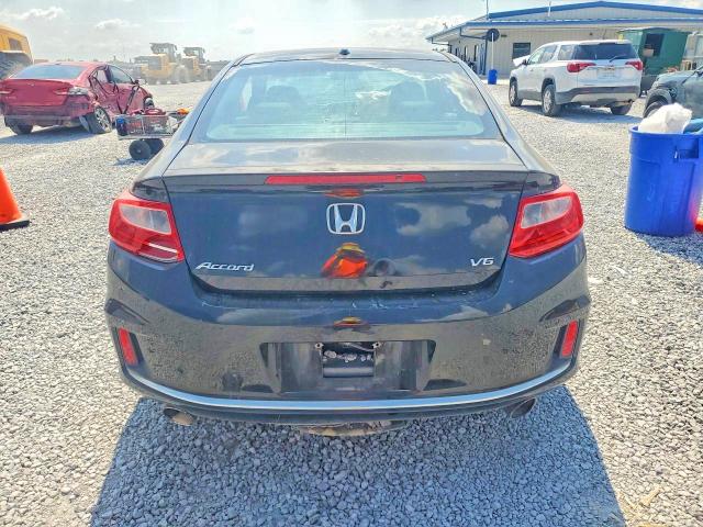 70443046 :رقم المزاد ، 1HGCT2B84EA005790 vin ، 2014 Honda Accord مزاد بيع