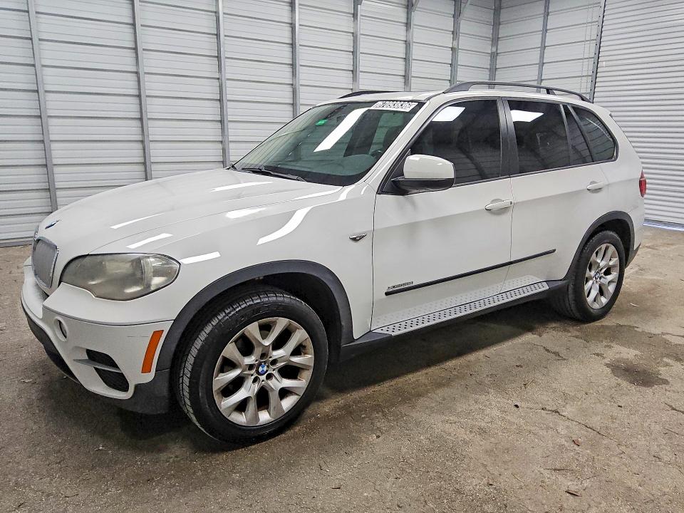 67093836 :رقم المزاد ، 5UXZV4C50D0B02977 vin ، 2013 Bmw X5 مزاد بيع