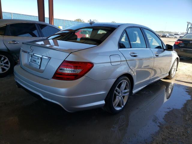Aukcja sprzedaży 2012 Mercedes-benz C 250, vin: WDDGF4HB9CR236520, numer aukcji: 72003993