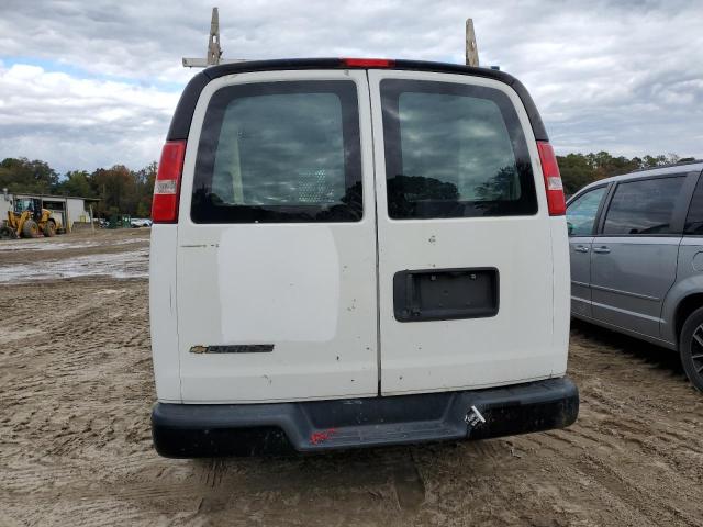 68232333 :رقم المزاد ، 1GCWGBFF0H1116527 vin ، 2017 Chevrolet Express G2500 مزاد بيع