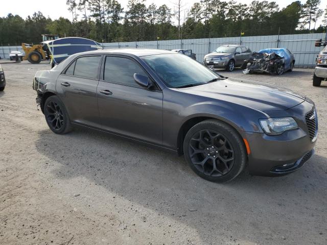 70195403 :رقم المزاد ، 2C3CCABG4KH708193 vin ، 2019 Chrysler 300 S مزاد بيع