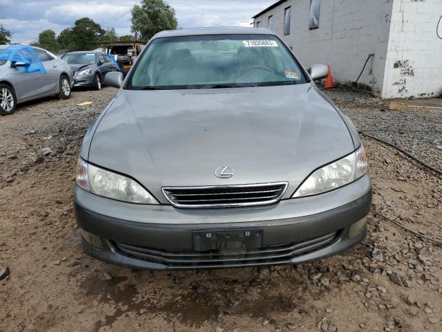 71035883 :رقم المزاد ، JT8BF28G310336858 vin ، 2001 Lexus Es 300 مزاد بيع