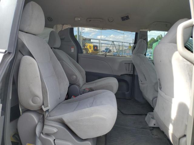 70501023 :رقم المزاد ، 5TDJK3DC7FS112000 vin ، 2015 Toyota Sienna Le مزاد بيع