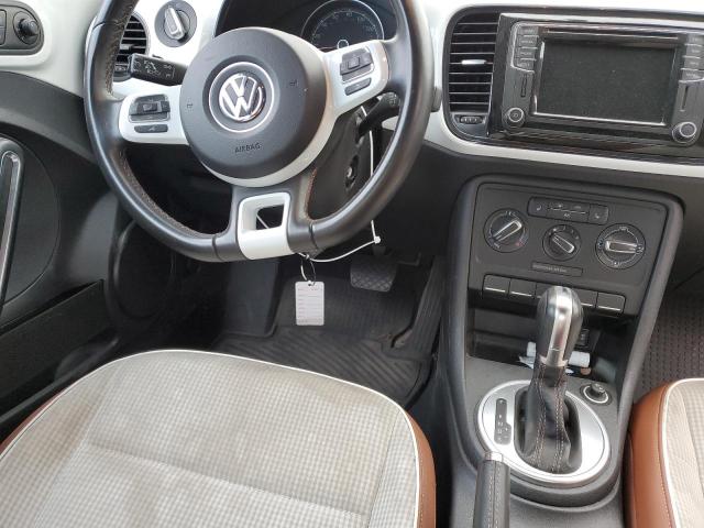 70150703 :رقم المزاد ، 3VWF17AT0HM624752 vin ، 2017 Volkswagen Beetle 1.8t مزاد بيع