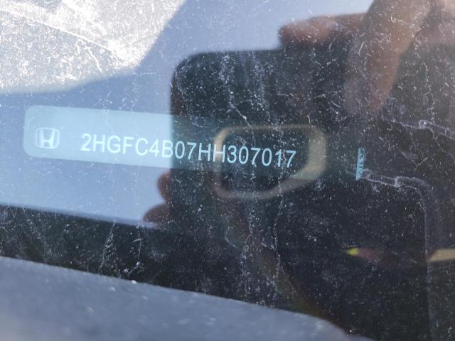 70869023 :رقم المزاد ، 2HGFC4B07HH307017 vin ، 2017 Honda Civic Lx مزاد بيع
