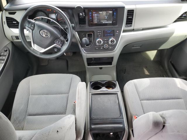 70501023 :رقم المزاد ، 5TDJK3DC7FS112000 vin ، 2015 Toyota Sienna Le مزاد بيع