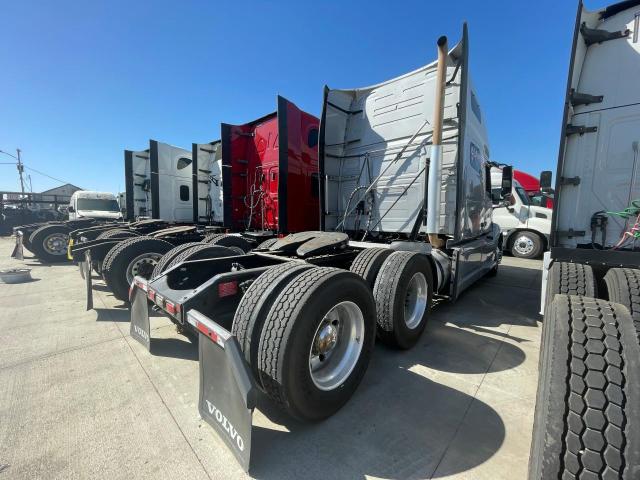 2019 Volvo Vn Vnl მანქანა იყიდება აუქციონზე, vin: 4V4NC9TH4KN217788, აუქციონის ნომერი: 71742263