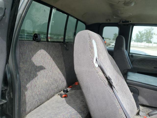 70214363 :رقم المزاد ، 1B7KF23641J520894 vin ، 2001 Dodge Ram 2500 مزاد بيع