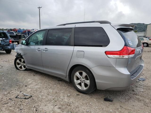 71912663 :رقم المزاد ، 5TDKK3DC6CS237084 vin ، 2012 Toyota Sienna Le مزاد بيع