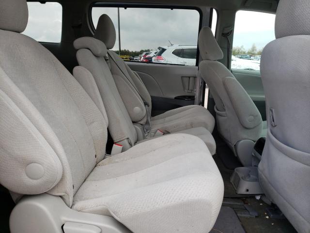 71912663 :رقم المزاد ، 5TDKK3DC6CS237084 vin ، 2012 Toyota Sienna Le مزاد بيع