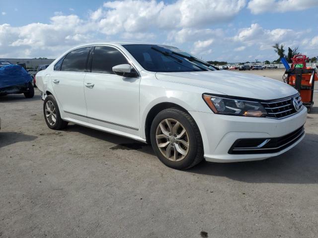 72320343 :رقم المزاد ، 1VWAT7A30GC053008 vin ، 2016 Volkswagen Passat S مزاد بيع