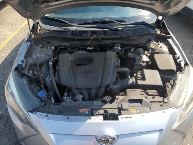 75593364 :رقم المزاد ، 3MYDLBYV9JY307325 vin ، 2018 Toyota Yaris Ia مزاد بيع