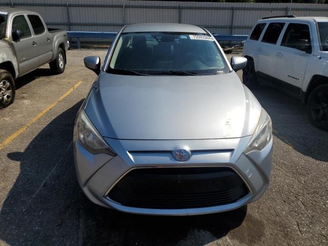 75593364 :رقم المزاد ، 3MYDLBYV9JY307325 vin ، 2018 Toyota Yaris Ia مزاد بيع