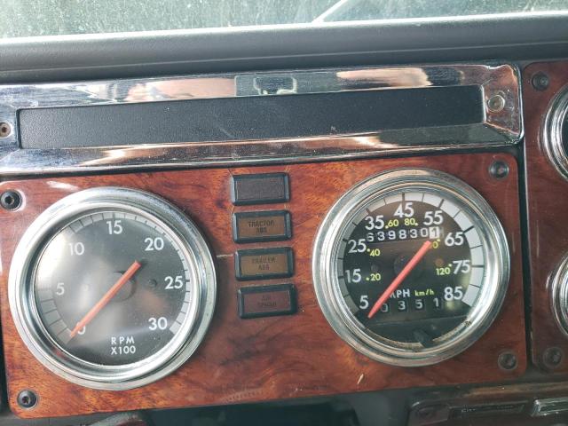 76967284 :رقم المزاد ، 1FUPCSZB5YLB91104 vin ، 2000 Freightliner Conventional مزاد بيع