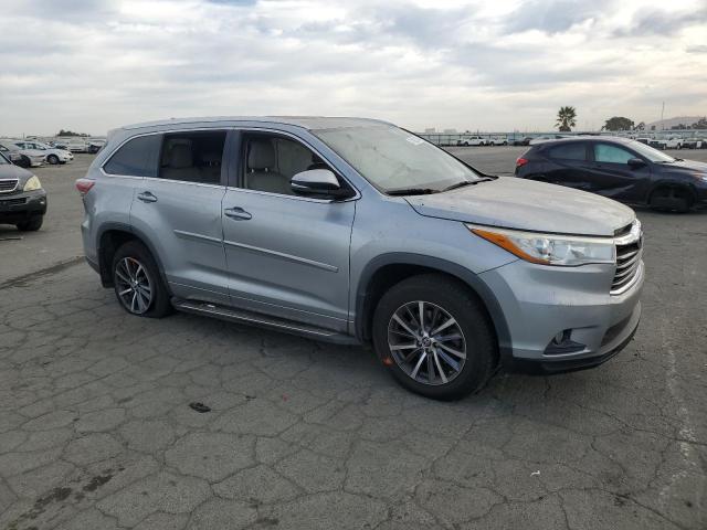 2016 Toyota Highlander მანქანა იყიდება აუქციონზე, vin: 5TDJKRFH6GS265934, აუქციონის ნომერი: 77822374