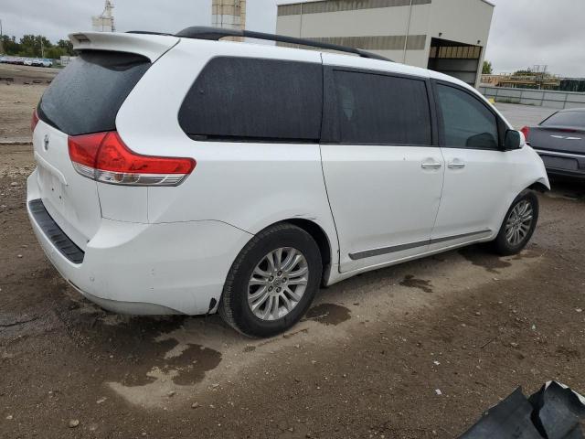 2012 Toyota Sienna მანქანა იყიდება აუქციონზე, vin: 5TDYK3DC4CS208158, აუქციონის ნომერი: 55354116