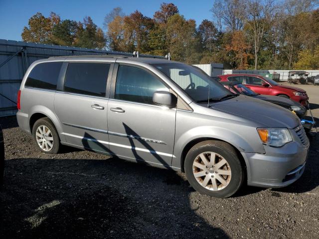82713255 :رقم المزاد ، 2C4RC1BG0GR288715 vin ، 2016 Chrysler Town & Country مزاد بيع