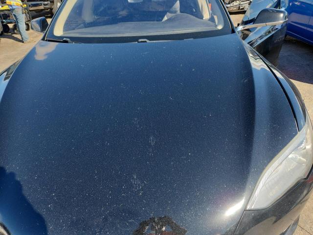 84632825 :رقم المزاد ، 5YJSA1DP6DFP22647 vin ، 2013 Tesla Model S مزاد بيع