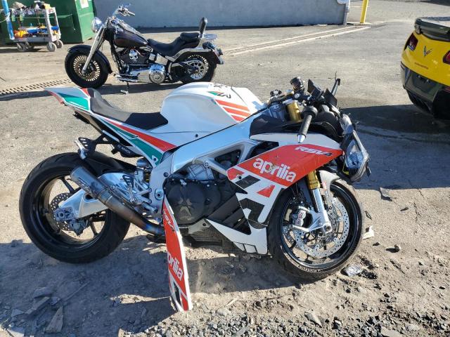 84573825 :رقم المزاد ، ZD4KEU002LS002041 vin ، 2020 Aprilia Rsv4 مزاد بيع
