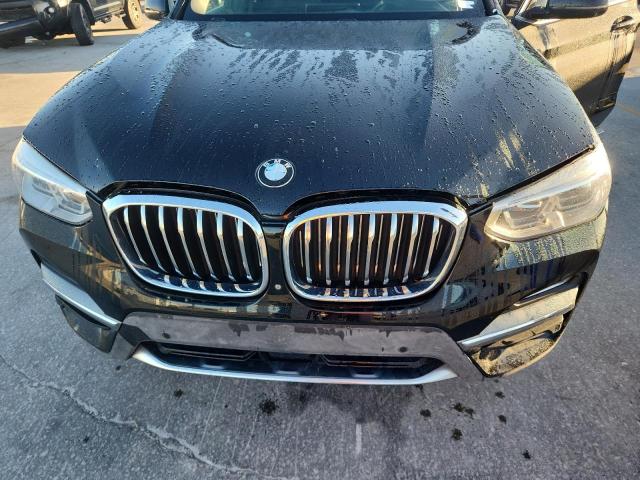 90040735 :رقم المزاد ، 5UXTR9C59JLC75382 vin ، 2018 Bmw X3 مزاد بيع