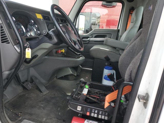 86329625 :رقم المزاد ، 1XKYA48X2GJ496713 vin ، 2016 Kenworth Constructi مزاد بيع