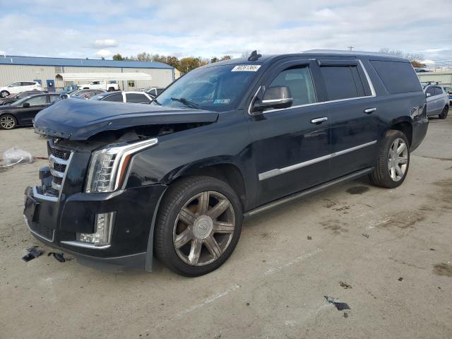 2018 Cadillac Escalade მანქანა იყიდება აუქციონზე, vin: 1GYS4JKJ5JR371140, აუქციონის ნომერი: 90261365