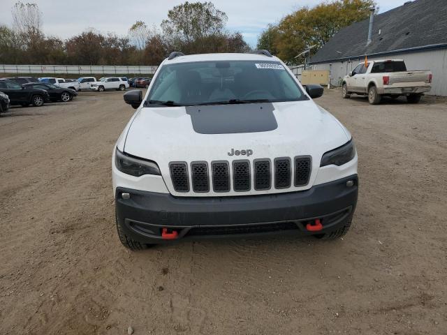 90598955 :رقم المزاد ، 1C4PJMBX2KD492278 vin ، 2019 Jeep Cherokee مزاد بيع