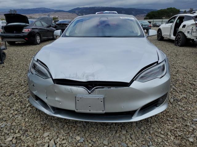 2017 Tesla Model S მანქანა იყიდება აუქციონზე, vin: 5YJSA1E13HF210926, აუქციონის ნომერი: 86673565