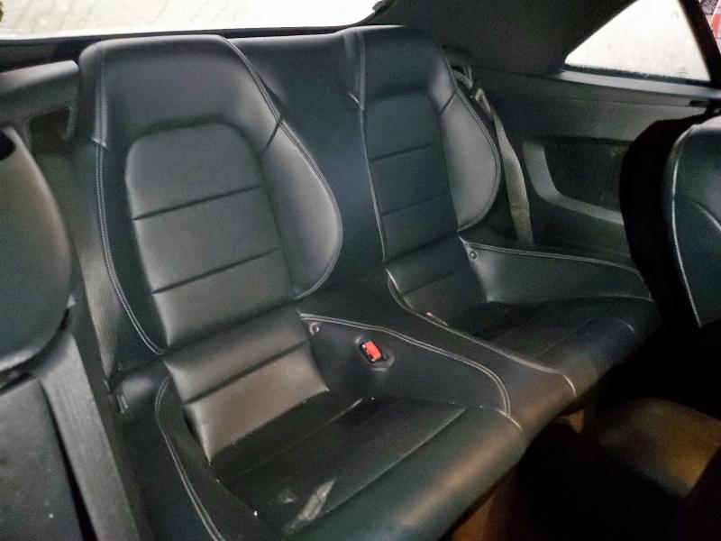 90064495 :رقم المزاد ، 1FATP8UH8F5424938 vin ، 2015 Ford Mustang مزاد بيع