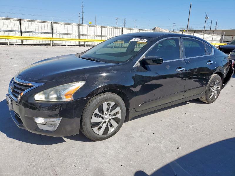 2014 Nissan Altima მანქანა იყიდება აუქციონზე, vin: 1N4AL3AP5EN240671, აუქციონის ნომერი: 90434085
