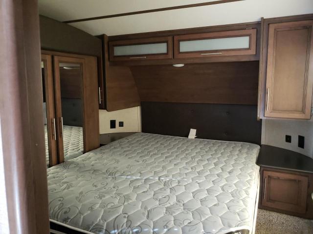 2020 Keystone Rv Cougar Series M-32 B მანქანა იყიდება აუქციონზე, vin: 4YDF32B24L2502723, აუქციონის ნომერი: 85538555