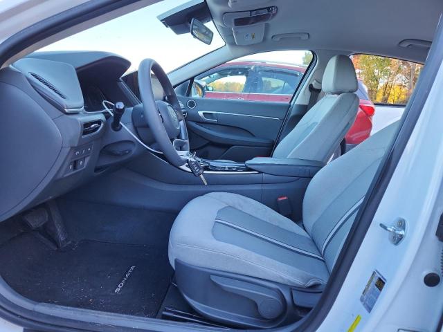 2021 Hyundai Sonata მანქანა იყიდება აუქციონზე, vin: 5NPEG4JA1MH120110, აუქციონის ნომერი: 82667865