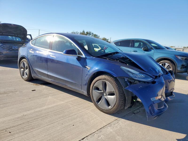 90368615 :رقم المزاد ، 5YJ3E1EAXJF034990 vin ، 2018 Tesla Model 3 مزاد بيع
