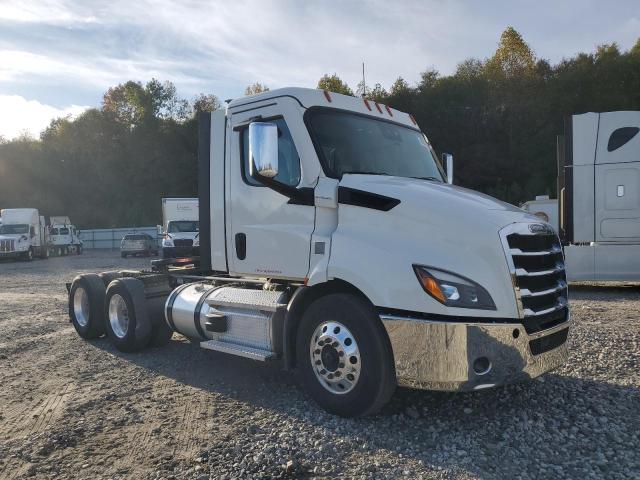 Продаж на аукціоні авто 2022 Freightliner Cascadia 1, vin: 3AKJHTDV3NSNE8223, номер лоту: 90308135