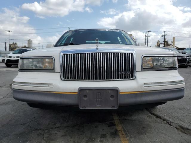 1997 Lincoln Townhouse Town Car მანქანა იყიდება აუქციონზე, vin: 1LNLM82W7VY644875, აუქციონის ნომერი: 82307035