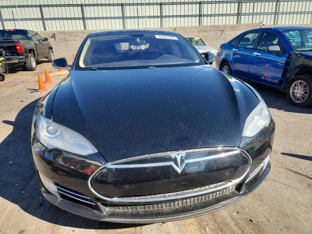 84632825 :رقم المزاد ، 5YJSA1DP6DFP22647 vin ، 2013 Tesla Model S مزاد بيع