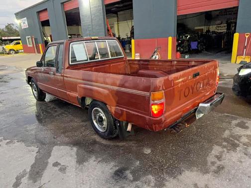 1985 Toyota Pickup Xtr მანქანა იყიდება აუქციონზე, vin: JT4RN56D9F5042940, აუქციონის ნომერი: 87126285