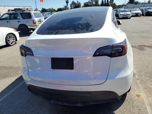 Продажа на аукционе авто 2020 Tesla Model Y, vin: 5YJYGDEE9LF013023, номер лота: 83798925