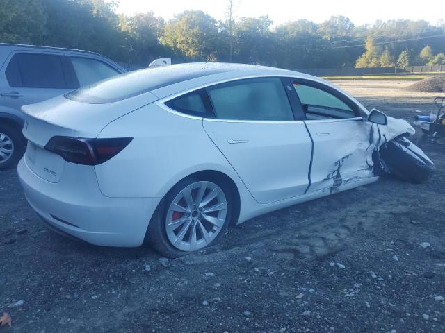 82310285 :رقم المزاد ، 5YJ3E1EB6KF427430 vin ، 2019 Tesla Model 3 مزاد بيع