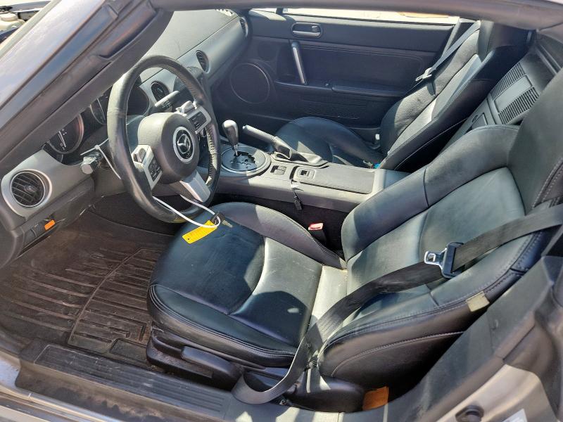 82251925 :رقم المزاد ، JM1NC2PF0B0215898 vin ، 2011 Mazda Mx-5 Miata مزاد بيع
