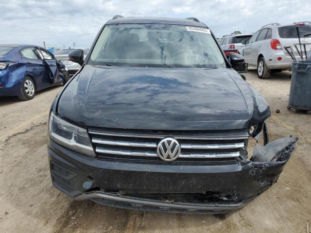 85386605 :رقم المزاد ، 3VV0B7AX3JM101368 vin ، 2018 Volkswagen Tiguan مزاد بيع