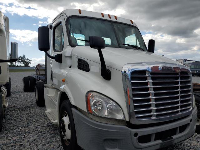 2016 Freightliner Cascadia 1 მანქანა იყიდება აუქციონზე, vin: 3AKBGADV9GSHB2527, აუქციონის ნომერი: 83940105
