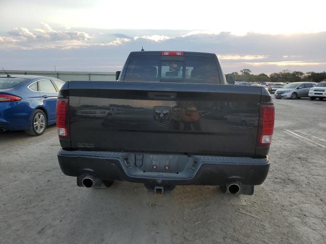 86701105 :رقم المزاد ، 1C6RR7UT3JS197656 vin ، 2018 Ram 1500 مزاد بيع